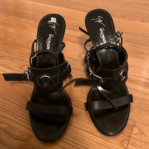 Giuseppe Zanotti X Balmain heels. 10 - Picture 2 of 9